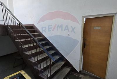 Proprietate specială, de 250 mp, în Industrială - 6