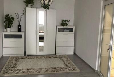 Casă cu 4 camere în Roșu - 1