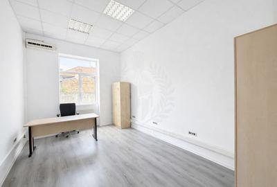 Birou, de 23 mp, în Central - 1