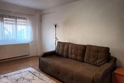 Garsonieră decomandată în Central - 2