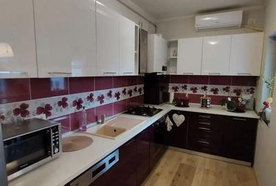 Apartament cu 2 camere semidecomandat în Dumbrăvița