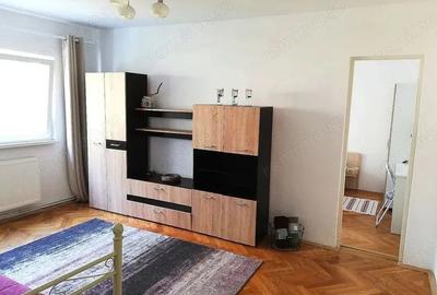 Apartament cu 2 camere nedecomandat în 7 Noiembrie