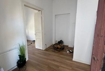 Spațiu comercial, de 38 mp, în Ultracentral - 8