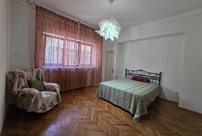 Apartament cu 5 camere decomandat, mobilat în Central - 16