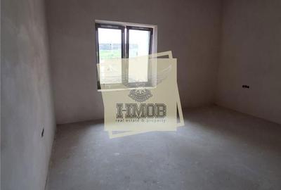 Casă cu 5 camere cu Teren 329 Mp în Șura Mică - 9