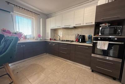 COMISION 0% Apartament 3 camere, decomandat, mobilat si utilat - Girocului - 6