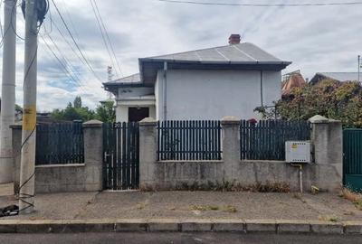 Casa interbelica renovata exterior + Garaj 2 masini -> Teren pe colt -> S-V - 11