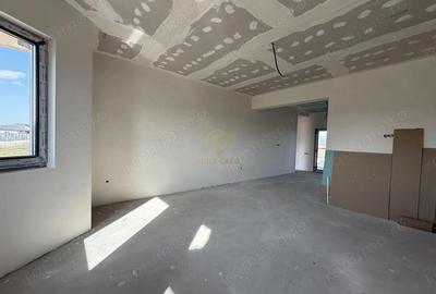 Casă cu Teren 650 Mp în Mărtinești - 10