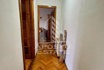 Apartament 3 camere,etaj 3, centrala proprie,zona Dacia - 3