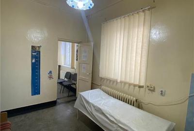 Spațiu comercial, de 18 mp, în Est - 2