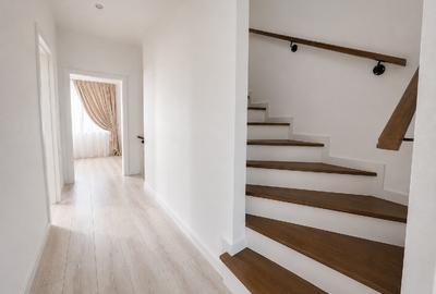 Casă cu 5 camere cu Teren 70 Mp în Central - 4