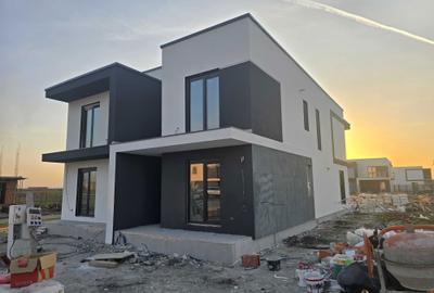 Casă cu 4 camere în Covaci - 2