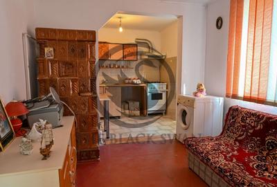 Casă individuală cu 6 camere cu Canalizare în Bucov - 18