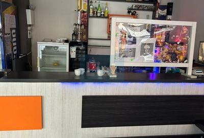 Spațiu comercial, de 65 mp, în Central - 12