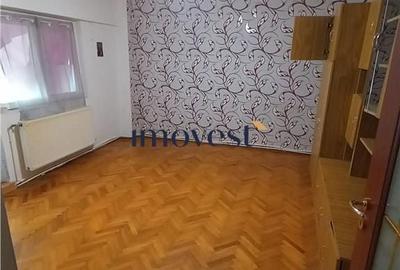 Apartament cu 3 camere decomandat în Micro 16 - 3