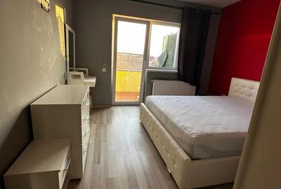 Apartament 3 camere de vanzare - 1