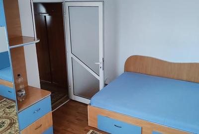 Apartament 2 camere de inchiriat Roman, str. Anton Pann, zona lini?tita 250 - 4