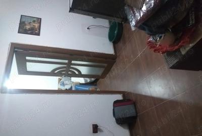 Apartament de vanzare - 3