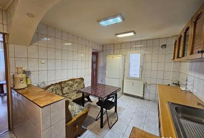 Apartament cu 2 camere decomandat în Costin Georgian - 5