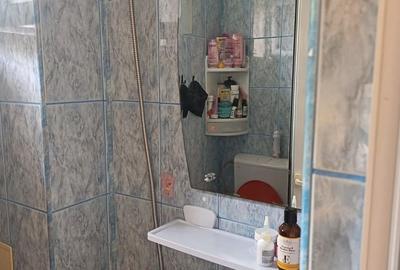 Apartament cu 3 camere decomandat în Micro 40 - 2