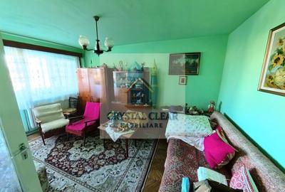 Apartament cu 3 camere decomandat în 1848 - 2