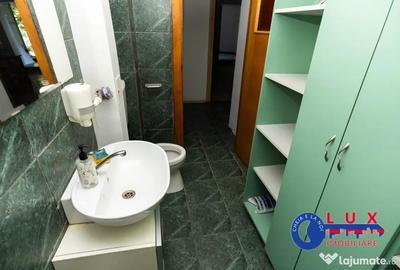Spațiu comercial, de 57 mp, în Central - 12