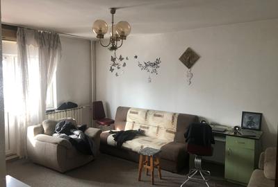 Apartament decomandat în Sebastian