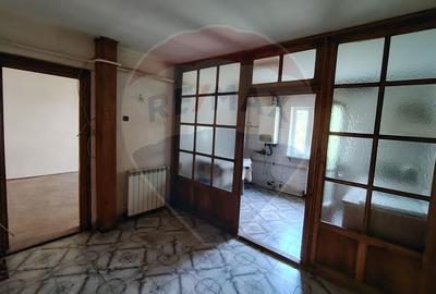 Apartament cu 3 camere decomandat în Central - 3