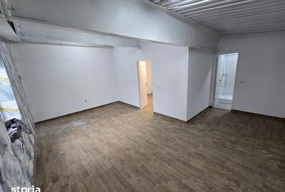 Spațiu comercial, de 64 mp, în Zona industrială - 6