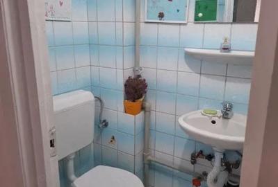 Apartament cu 3 camere semidecomandat în Central - 15
