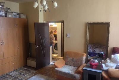 Garsonieră decomandată în Central - 7