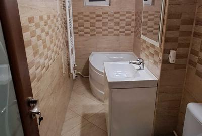 Apartament cu 3 camere decomandat, mobilat în Micro 17 - 7