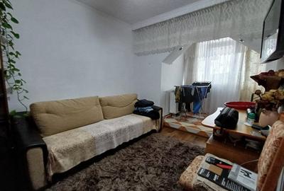 Apartament 3 camere, decomandat, 70 mp, mobilat, Nicolina 2 - 3