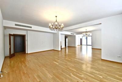 Apartament 5 camere Aviatorilor - TVR , curte 77 mp - 2