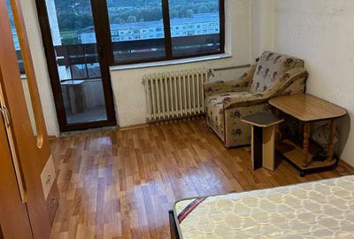 Inchiriez garsoniera - 1