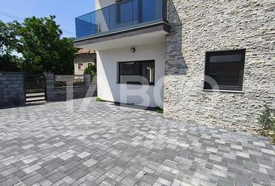 Apartament de vanzare cu 2 camere si curte proprie in bloc nou - 7