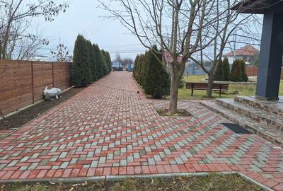 Casă cu 4 camere cu Teren 1453 Mp în Sculeni - 8