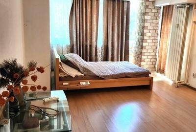Vanzare Apartament 3 Camere Stradal pe Bd Nerva Traian