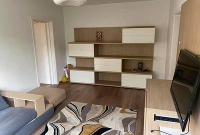 Apartament cu 3 camere decomandat în Exterior Vest - 2