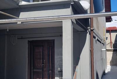 Casă cu 4 camere în Central - 2