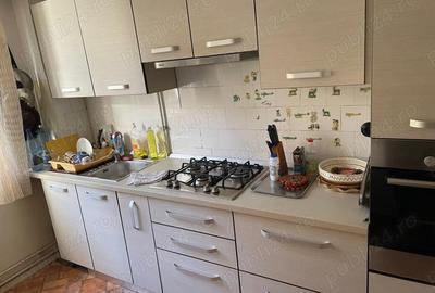 Apartament cu 3 camere decomandat în Central - 4