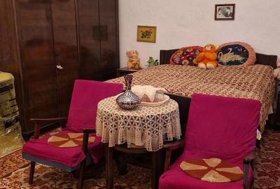 Casă cu 4 camere cu Teren 1500 Mp în Satchinez - 1