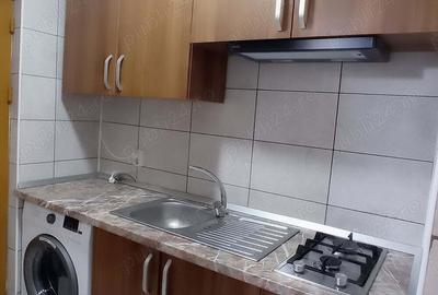 Garsonieră decomandată în Central - 7