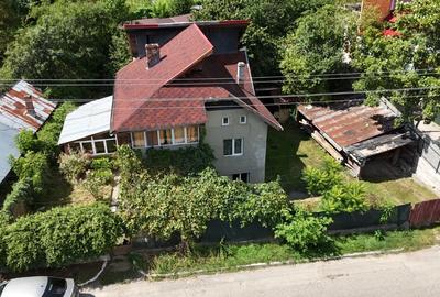 Casa de vanzare zona centrala langa magazinul Penny Brezoi - 9