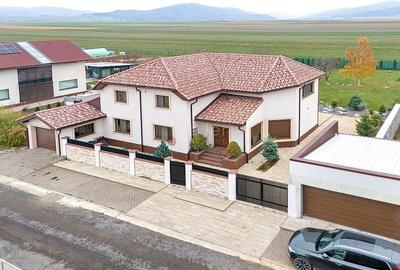 Structura Generoasa Zona Linistita - 8