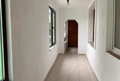 Casă cu 3 camere în Teiu - 2