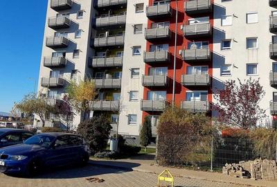 Vand apartament 2 camere - 1