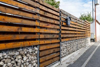 Vanzare - vila 4 camere de complet mobilata, str. Caisului - Dobroesti - 34