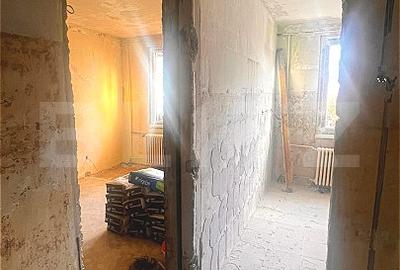 Garsonieră decomandată în Astra