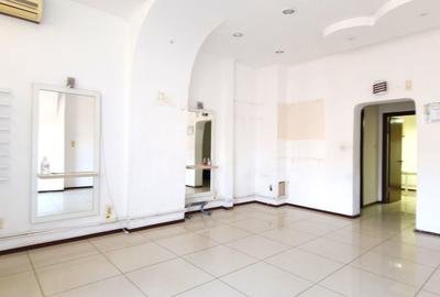 Spațiu comercial, de 43 mp, în Mihai Bravu - 5